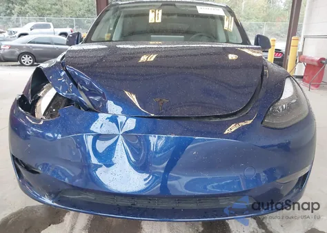 2023 Tesla Model Y Awd/Long Range Dual Motor All-Wheel Drive z USA, uszkodzony, nr VIN 7SAYGDEE2PF965905